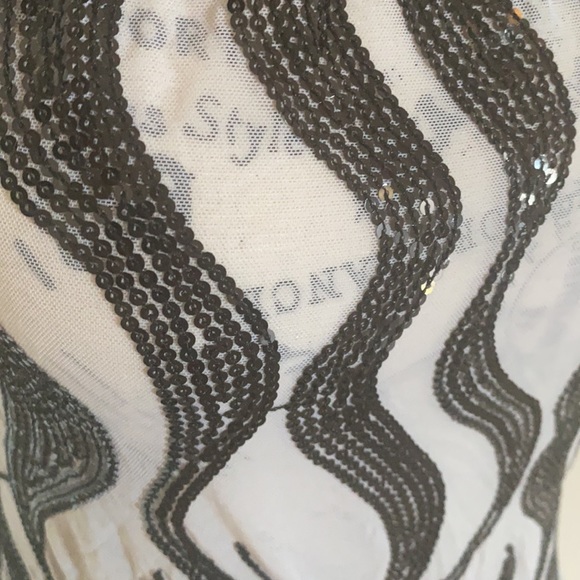 Sequin Tank - Picture 2 of 5